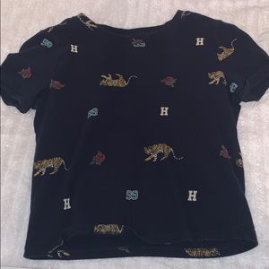 XS Hollister Graphic Tee